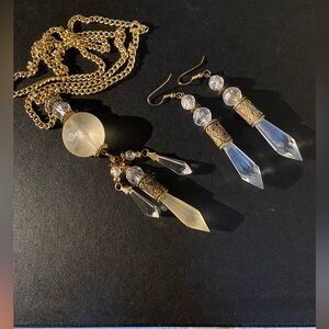 Vintage 90’s Lucite Ball/Prism Goldtone Necklace/Earrings